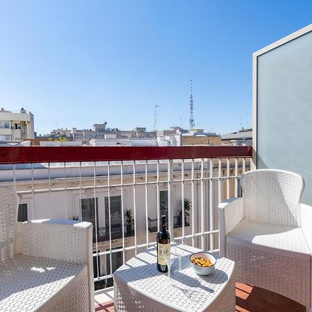 Central & Elegant Loft - With Balcony Bari Kültér fotó